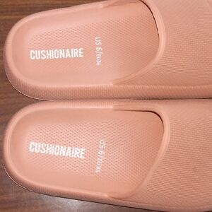 Cushionaire Women's Tan Sandals